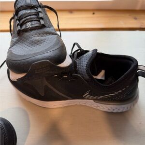 Nike Sneakers Size 8